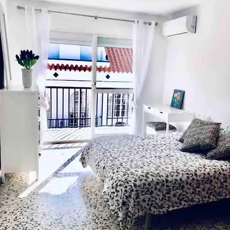 3 Bedrooms Flat-fuengirola Center-2 Min From * Fuengirola